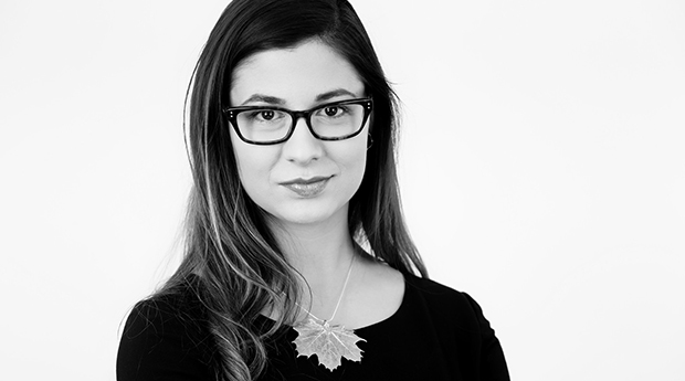 Amy headshot web feature cropped